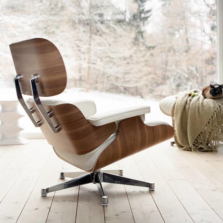 Naar Afwijzen Oswald Vitra ''Lounge chair + ottoman'' (Notenhout / Zwart gepigmenteerd) | Field  Design